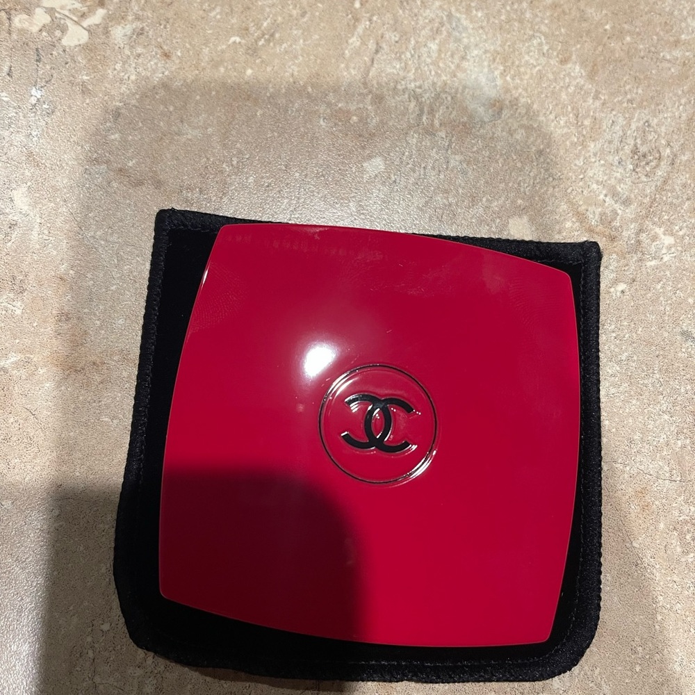 CHANEL COMPACT MIRROR